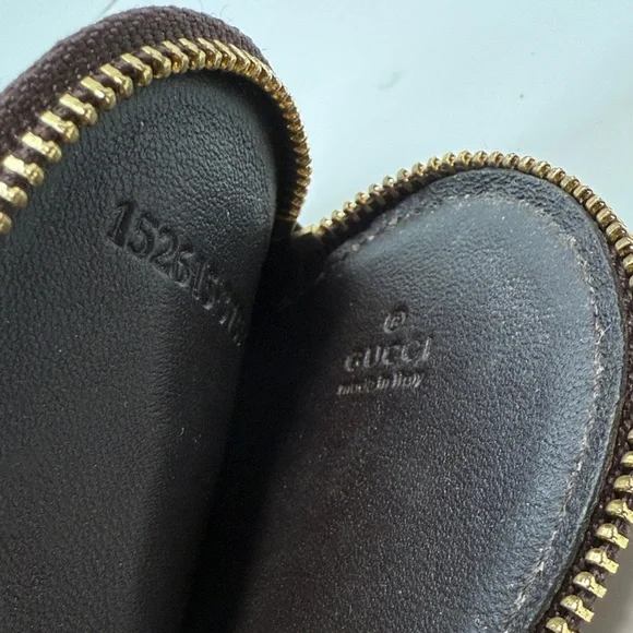 Gucci Brown Monogram Heart Charm - Picture 3 of 4
